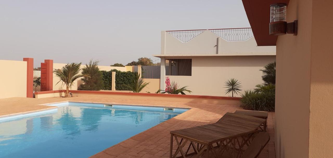 Dekk Jamm, Ou L'On Trouve La Paix Hotel Toubab Dialaw Exterior foto